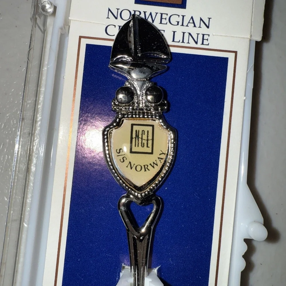 Norwegian Star Cruise Line Collectible Spoon FORT Made In The USA NEW In The Box